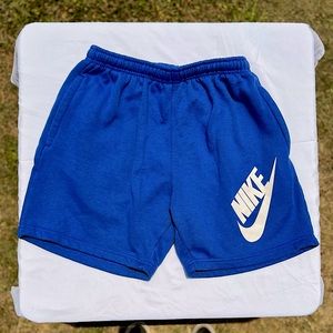 Blue Mens Nike medium shorts